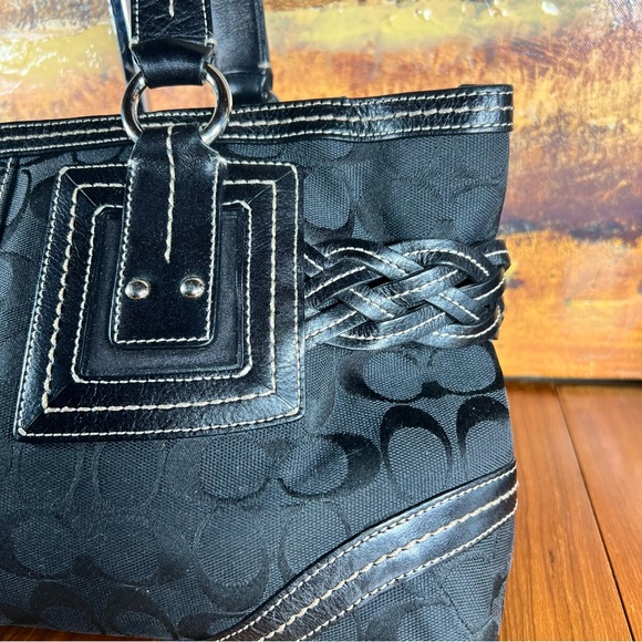 Coach Signature Soho Satchel Black Jacquard and Leather Vintage Great Condition - Picture 4 of 13
